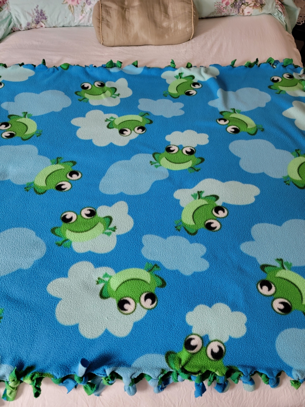 Blue Fleece Blanket with Playful Green Frogs